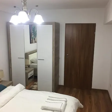 Roby Apartament Bucharest Exterior photo
