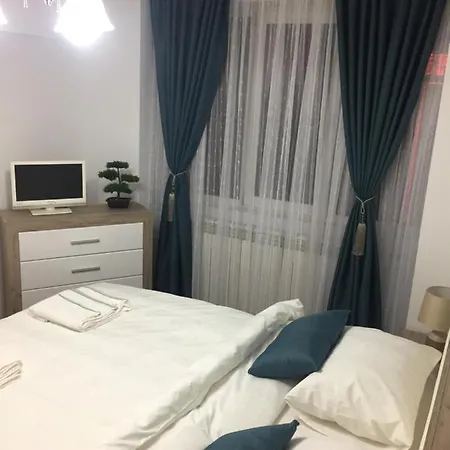 Roby Apartament Bucharest Exterior photo